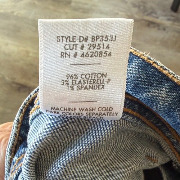 Neuflora Clayton Jeans - Picture 7 of 8